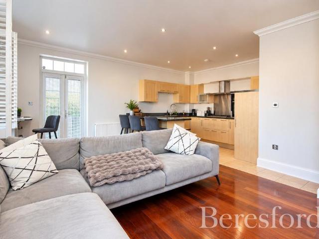 Apartment for rent in The Galleries, Brentwood