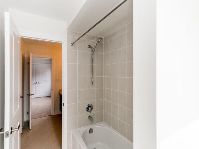 Apartment for rent in Innisfil, Central Ontario