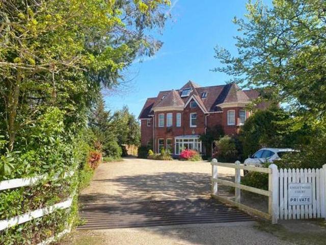 House for sale in Ashurst Bridge, Hampshire