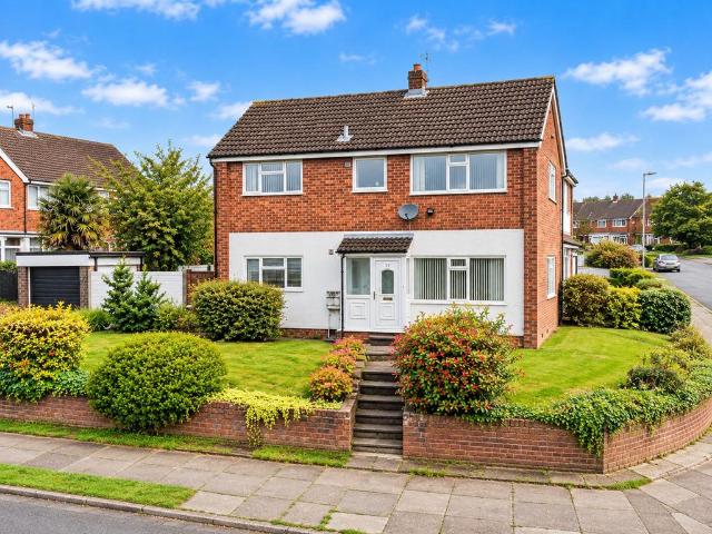 House for rent in Whitefield, Bury