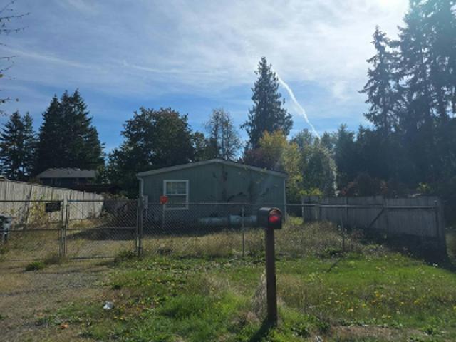 House for sale in Rhododendron Park, Prairie Ridge