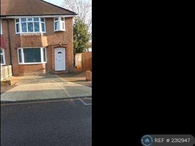 House for rent in Surrey