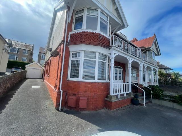 Apartment for rent in Colwyn Bay, Wales