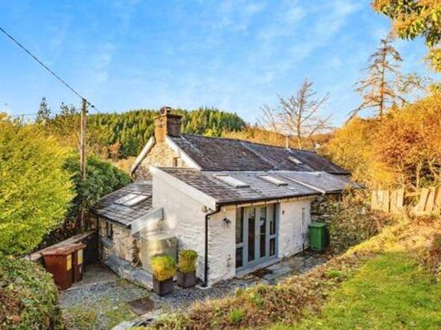 House for sale in Blaenau Ffestiniog, Wales