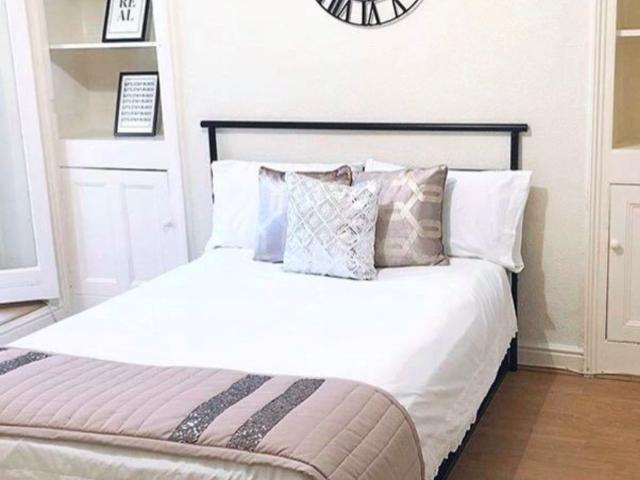 House for rent in Nangreaves, Wales