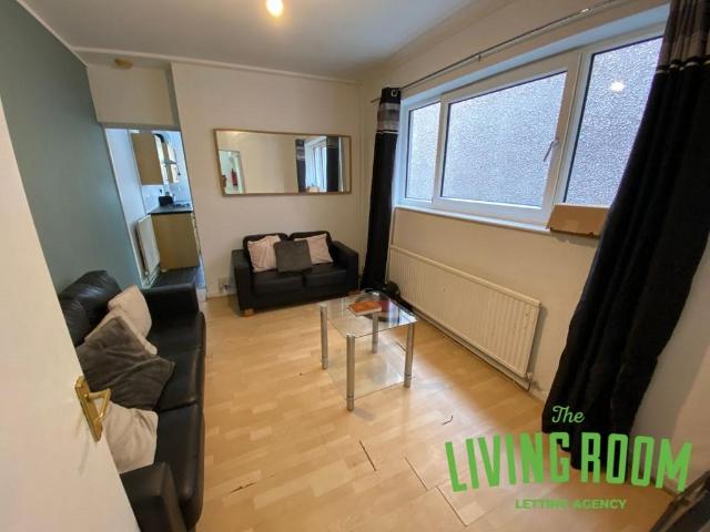 House for rent in Nangreaves, Wales