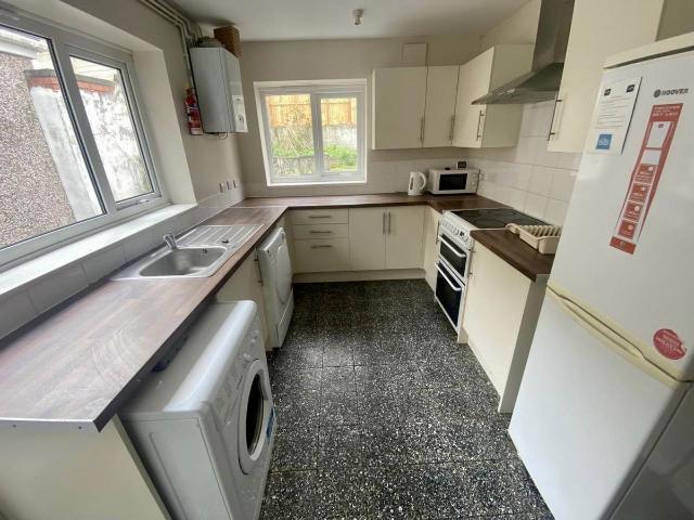 Apartment for rent in Nangreaves, Wales