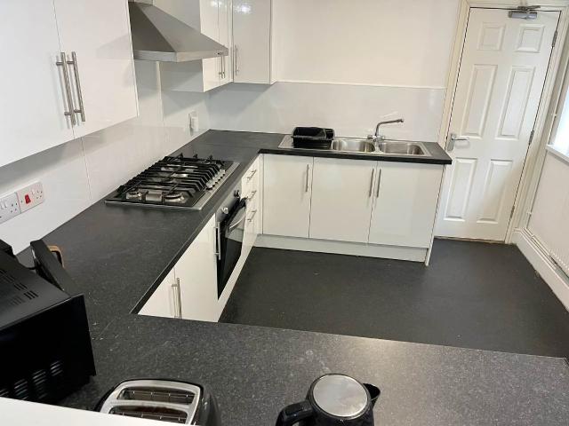 Apartment for rent in Brynmill, Swansea