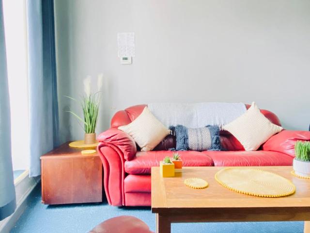 Room for rent in Nangreaves, Wales