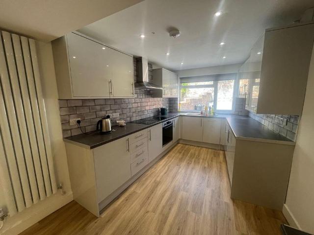 House for rent in Nangreaves, Wales
