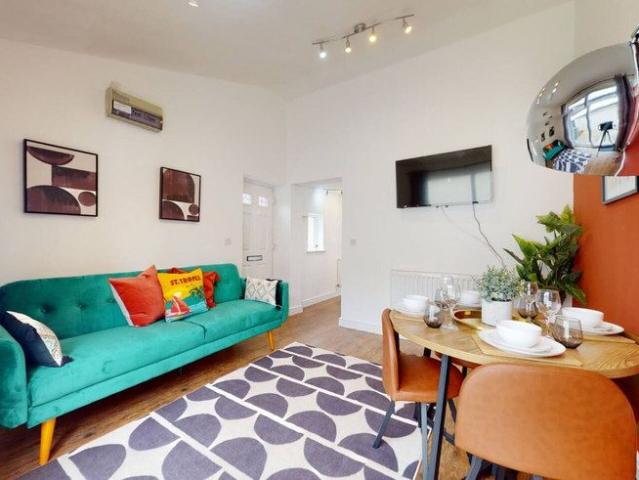 House for rent in Falcon Lodge, Wales