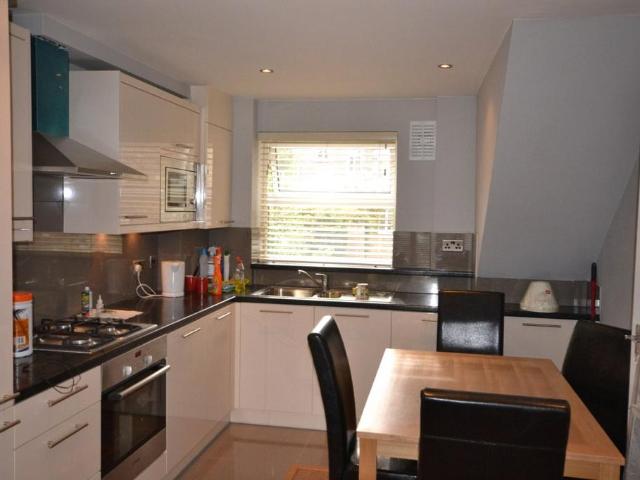 Apartment for rent in Chalk Farm, Greater London