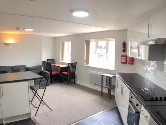 Apartment for rent in Falcon Lodge, Wales