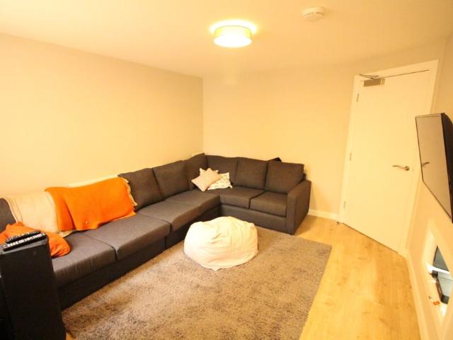 House for rent in Maindy, Cardiff