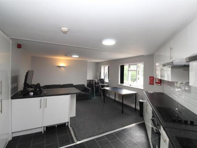 House for rent in Falcon Lodge, Wales