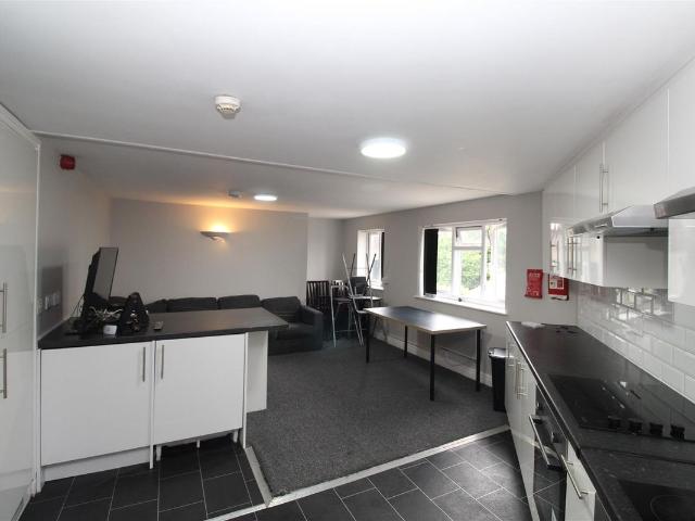 Apartment for rent in Falcon Lodge, Wales