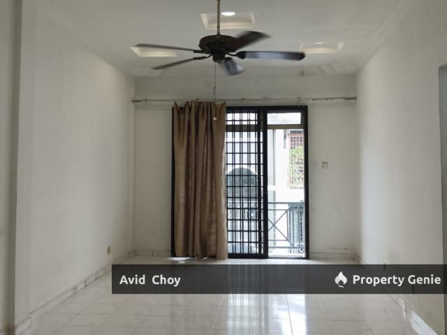 Apartment for sale in Taman Megah Ria, Pasir Gudang