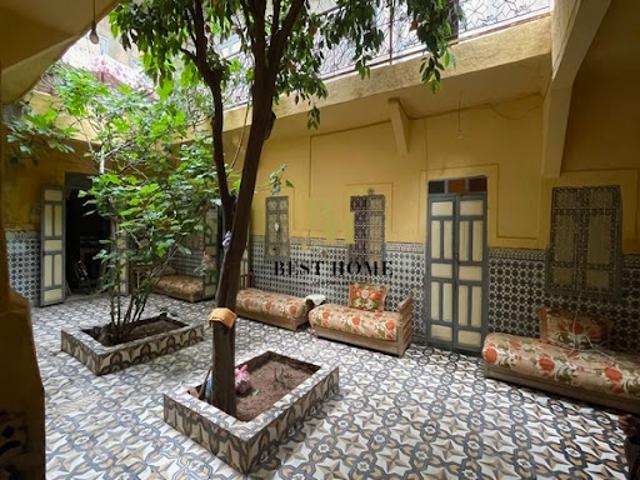 Riad vente à Marrakech, L'Oriental