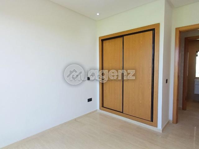 Appartement vente à Bouskoura, Gharb-Chrarda-Beni Hssen