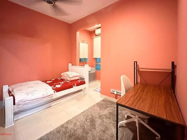 Room for rent in Country Heights Damansara, Kuala Lumpur