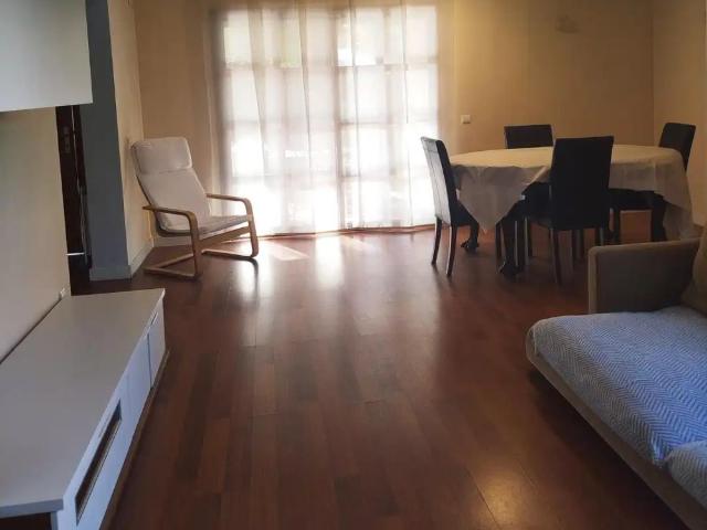 Apartamento en alquiler en Polígono Industrial Entrevías, Riba-roja de Túria