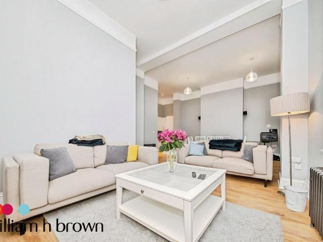 Apartment for rent in California, Key Street