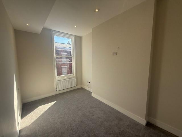 Apartment for rent in Avenham, Higher Bartle