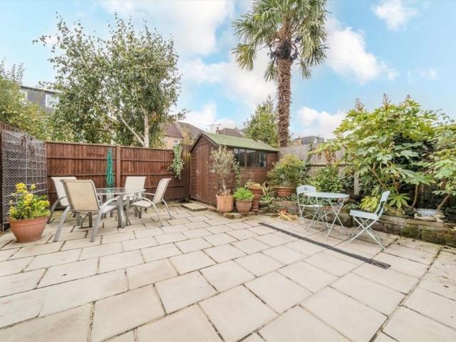 House for rent in Furzedown, Greater London