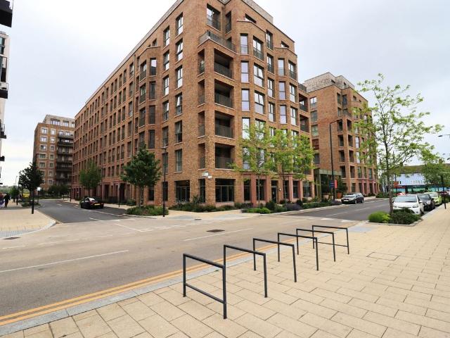 Apartment for rent in Cricklewood, Greater London