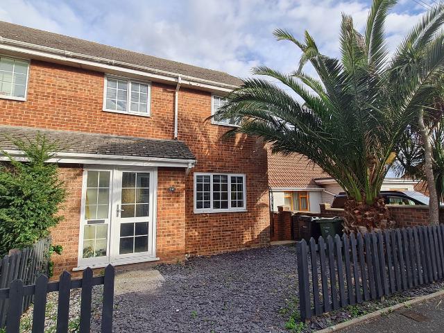 Apartment for rent in Oakfield, Ryde