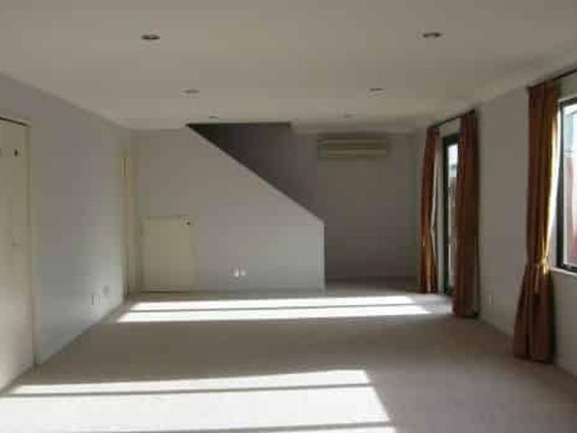 Townhouse for rent in Riccarton, Canterbury