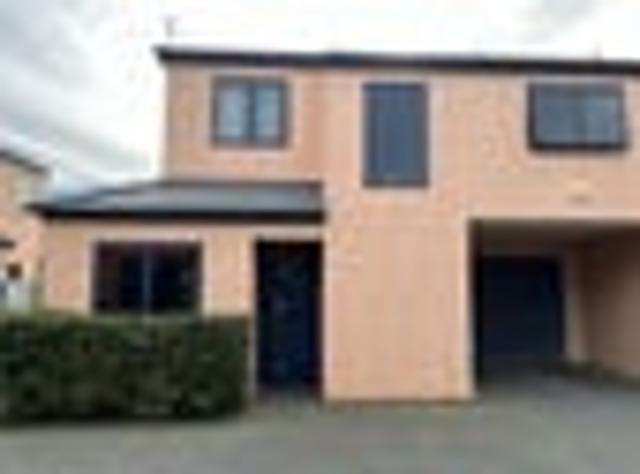 Townhouse for rent in Riccarton, Canterbury