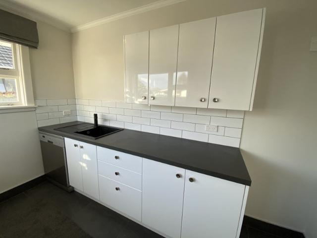 House for rent in Chaslands, Canterbury