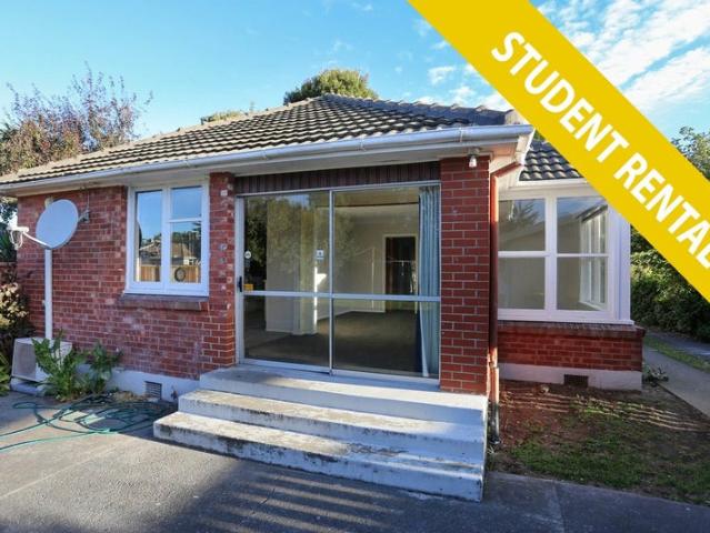 House for rent in Chaslands, Canterbury