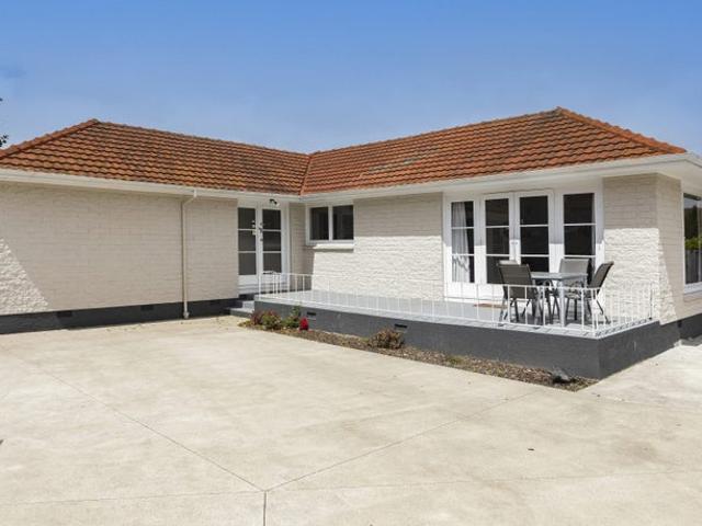 House for rent in Chaslands, Canterbury
