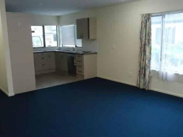 Townhouse for rent in Riccarton, Canterbury