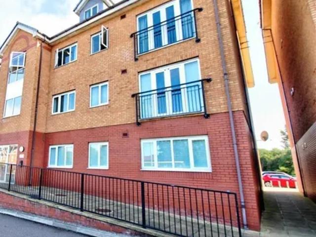 Apartment for rent in Orrell Park, Calderstones