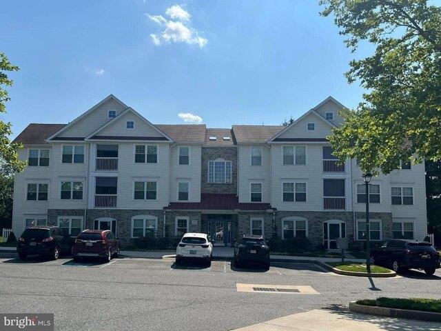 Condo for sale in Forest Hill