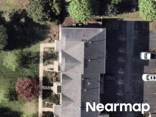 Townhouse for sale in Round Lake