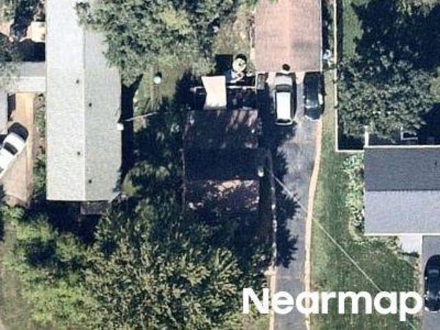 House for sale in Mchenry, Illinois