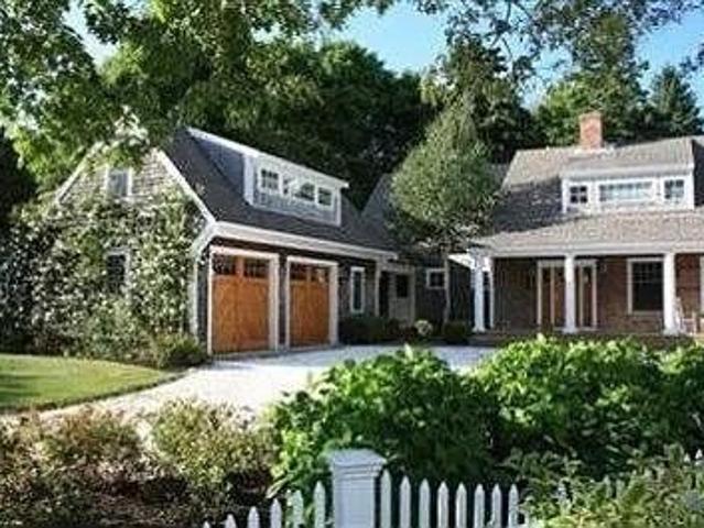 House for sale in Eastham