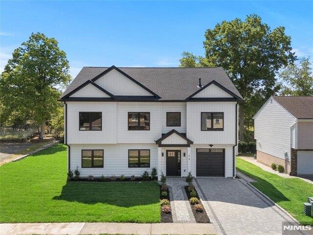 House for sale in Passaic, New Jersey