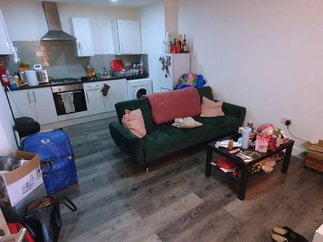 Apartment for rent in Falcon Lodge, Wales