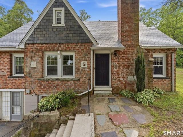 House for sale in Quaker Hill, Waterford