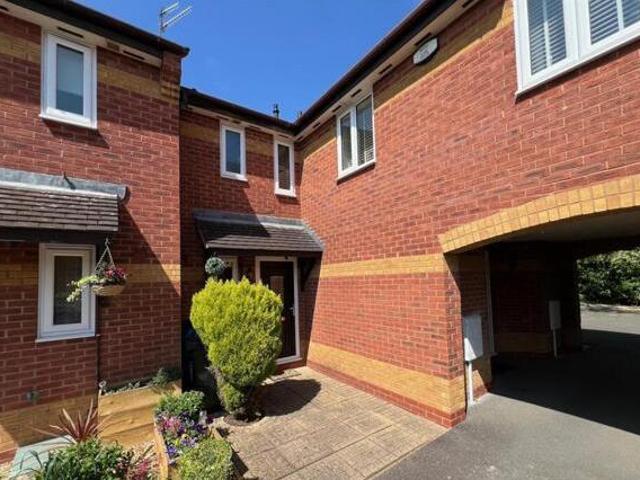 House for sale in Stourbridge, West Midlands