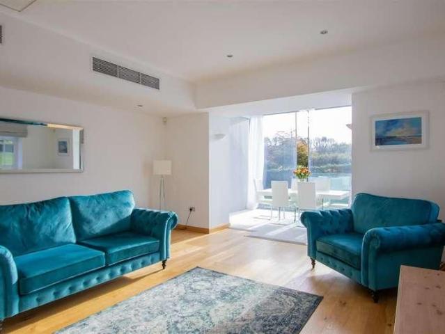 Apartment for rent in Tredodridge, Pendoylan