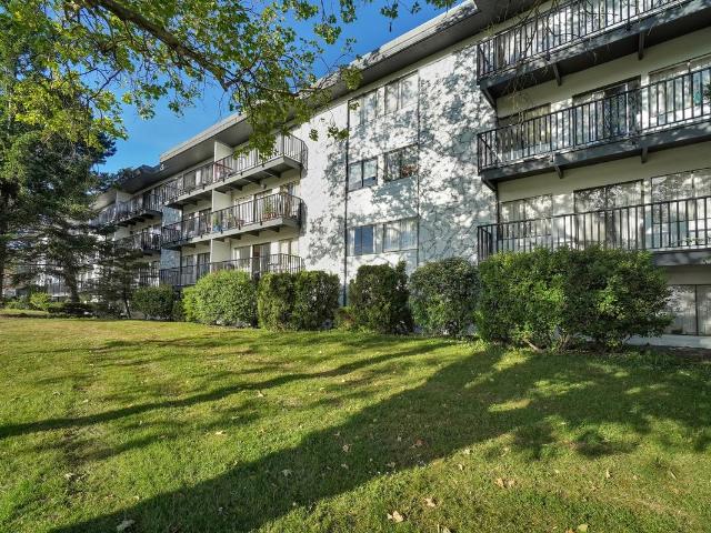 Apartment for rent in Shelbourne, Saanich