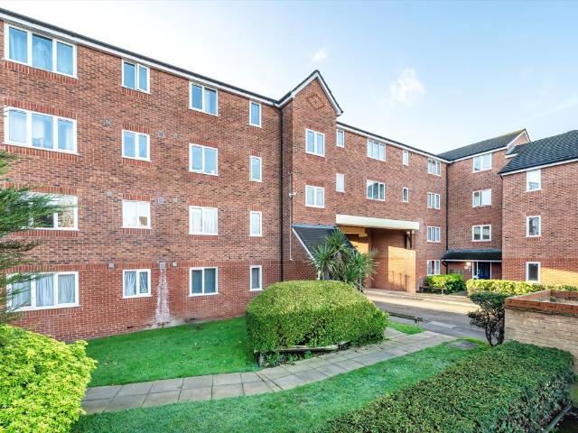 Apartment for rent in London Borough of Hounslow, Greater London