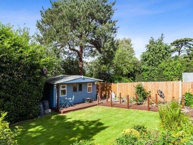 House for sale in Bushey