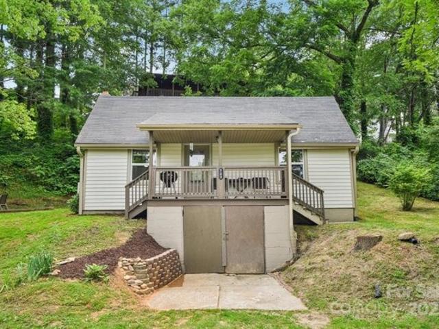 House for sale in Clyde